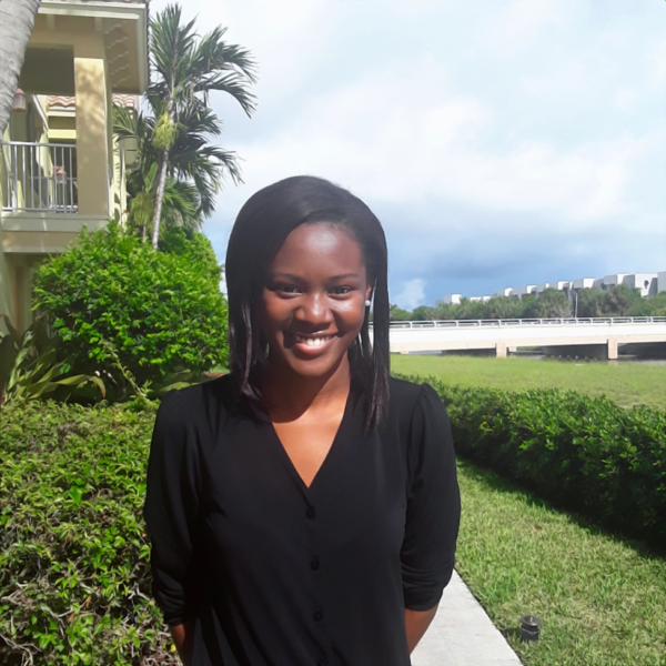 2020 Florida Pre-Med Scholarship Program Winner | Talia Kawesa