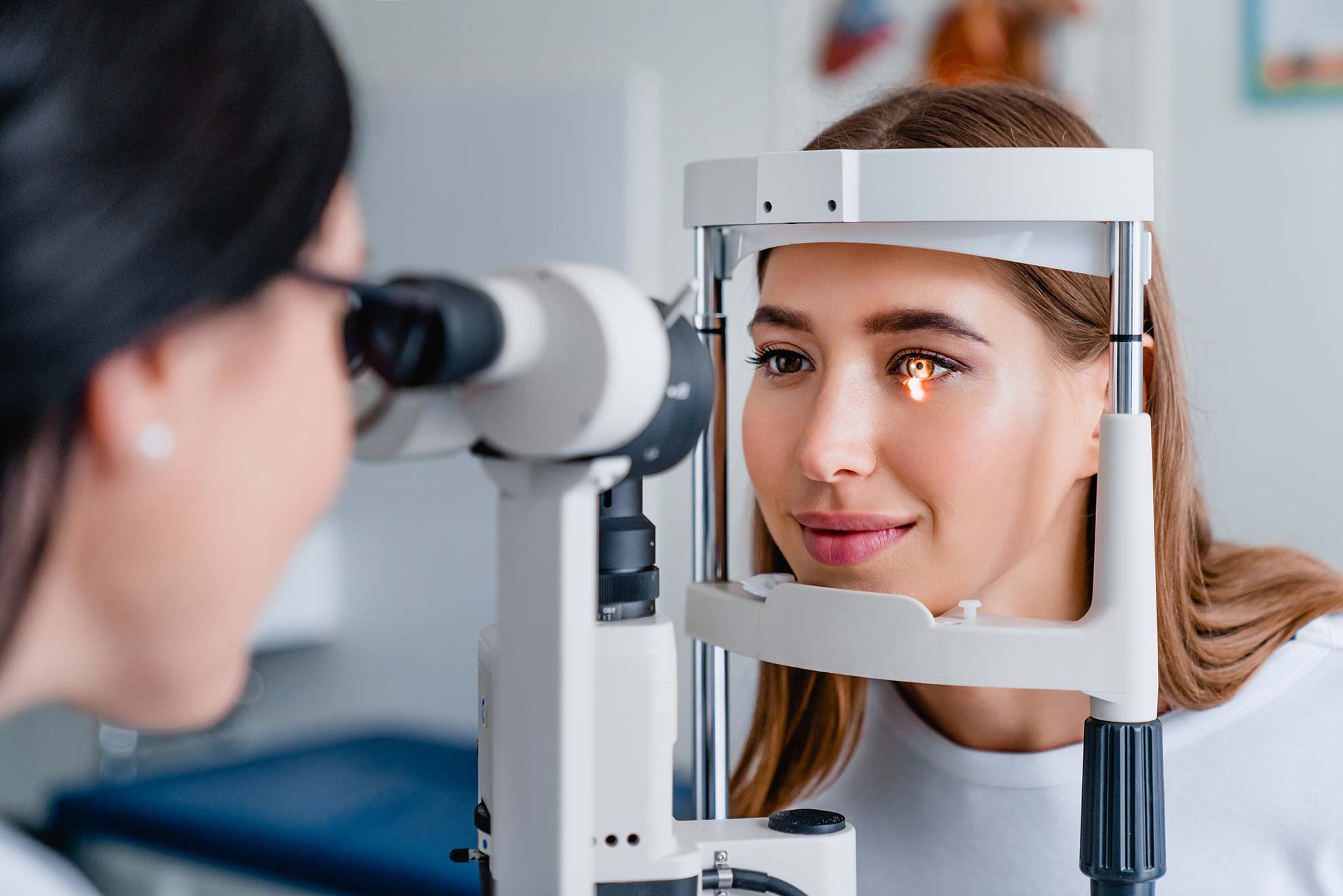 7 Reasons to See an Ophthalmologist